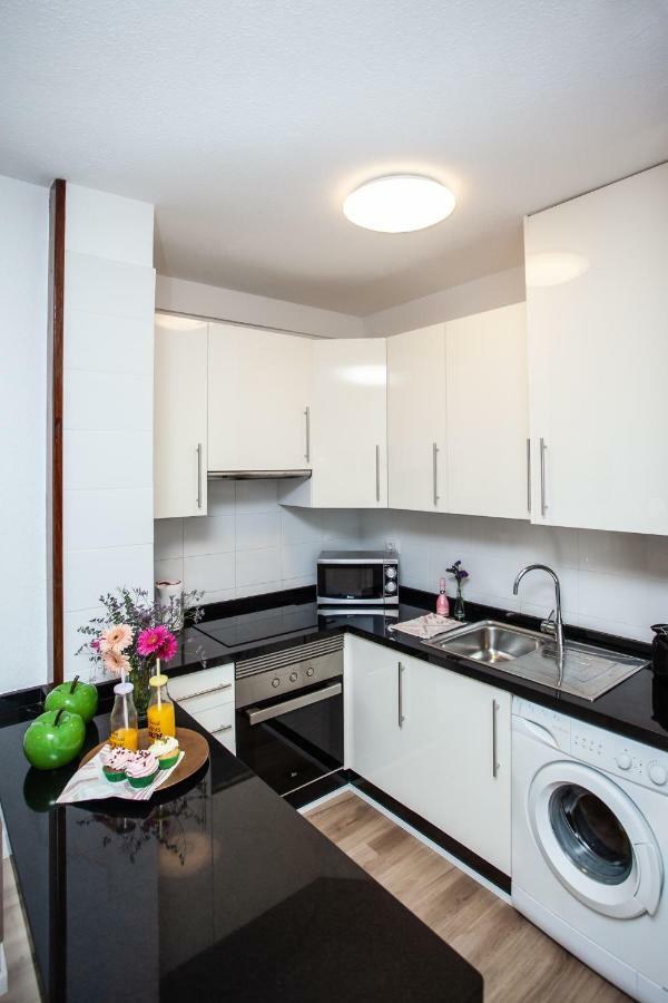 Spectacular Renovated Apartment, 5 Min To Camison Beach, With Aircon Arona  Bagian luar foto