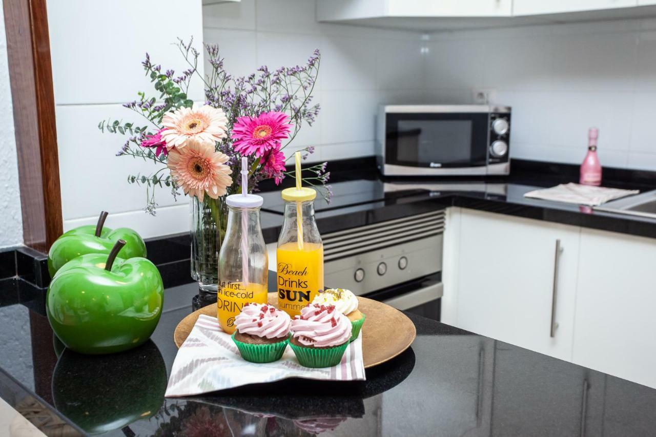 Spectacular Renovated Apartment, 5 Min To Camison Beach, With Aircon Arona  Bagian luar foto
